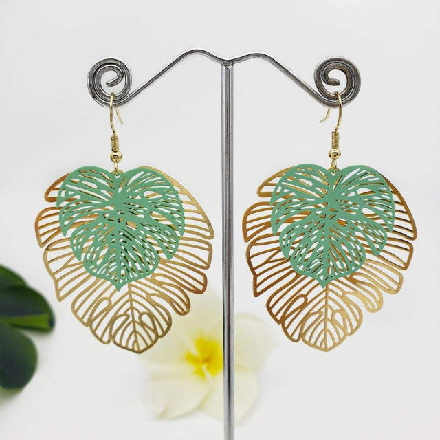 Vintage hollow out leaf design colorful earrings