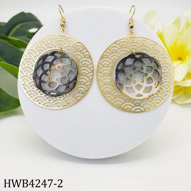 Hawii trend holllow design black shell flower earrings