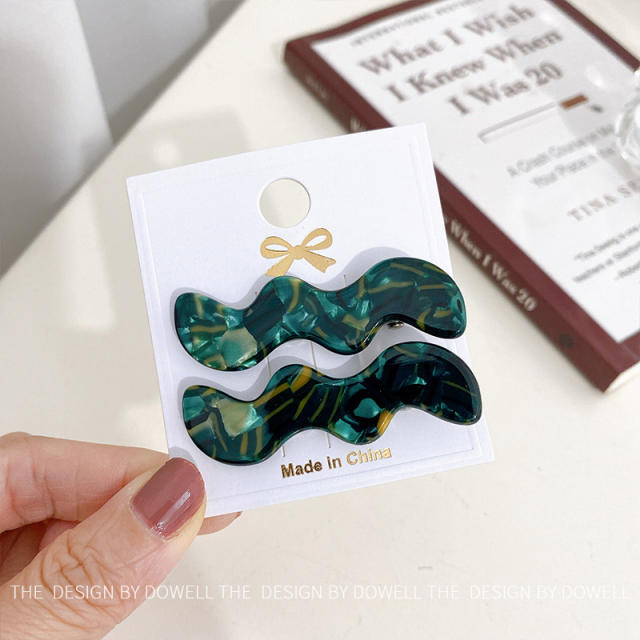 Korean fashion goods quality wave shape acrylic hair clips