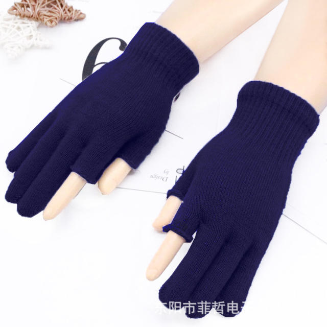 Plain color knitted gloves