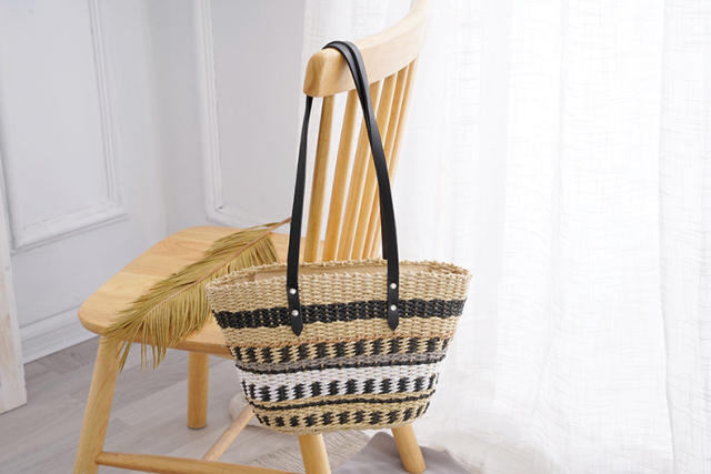 Color striped beach straw bag tote bag
