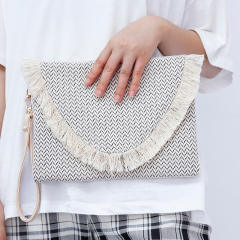 Summer design short tassel women clutch