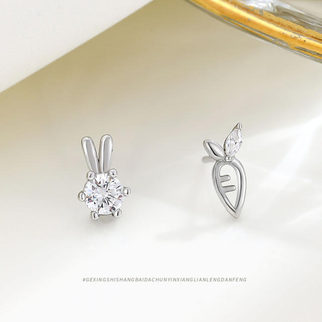 Sweet rabbit carrot sterling silver studs earrings