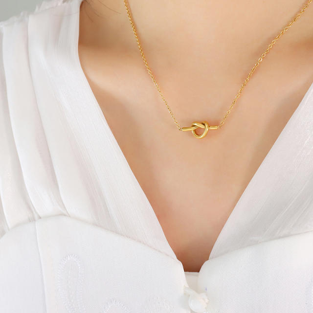 Korean fashion knot heart stainless steel necklace