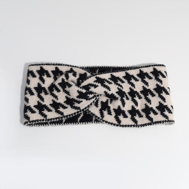 Classic houndstooth pattern turban headband