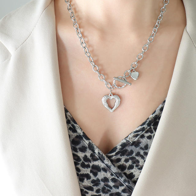 INS hollow heart stainless steel chain toggle necklace