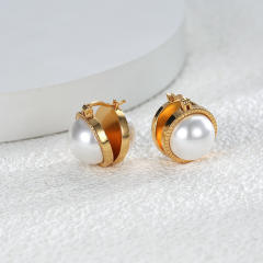 Elegant pearl gold plated copper huggie earrings