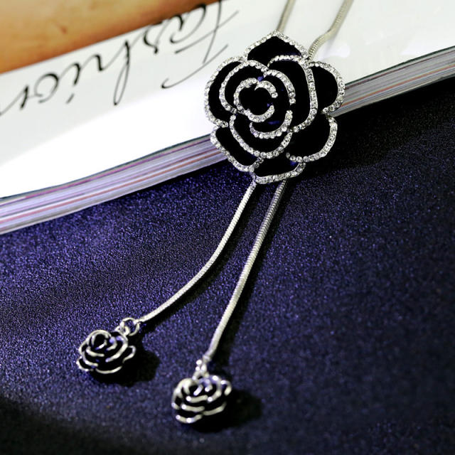 Korean fashion black color enamel rose long necklace