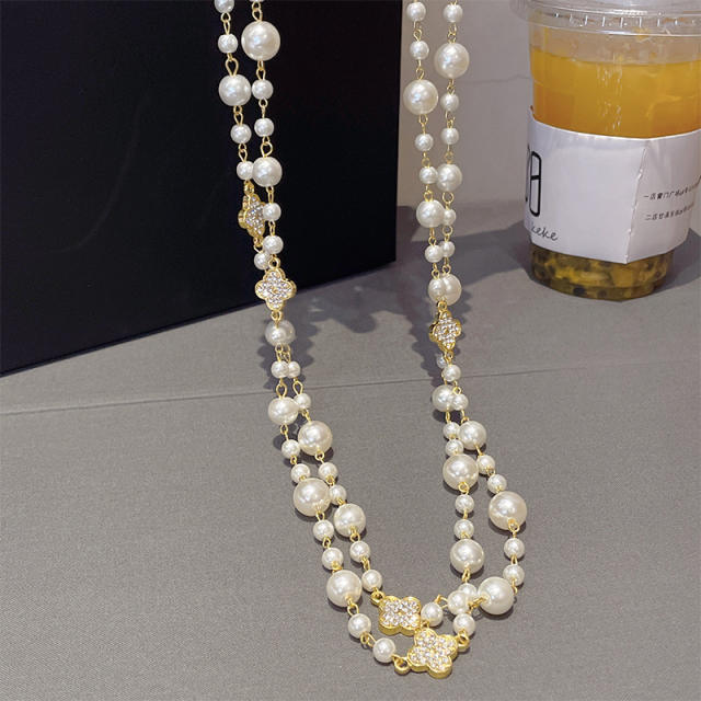 Rhinestone clover two layer pearl long necklace