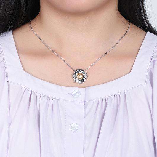 925 sterling silver daisy flower necklace