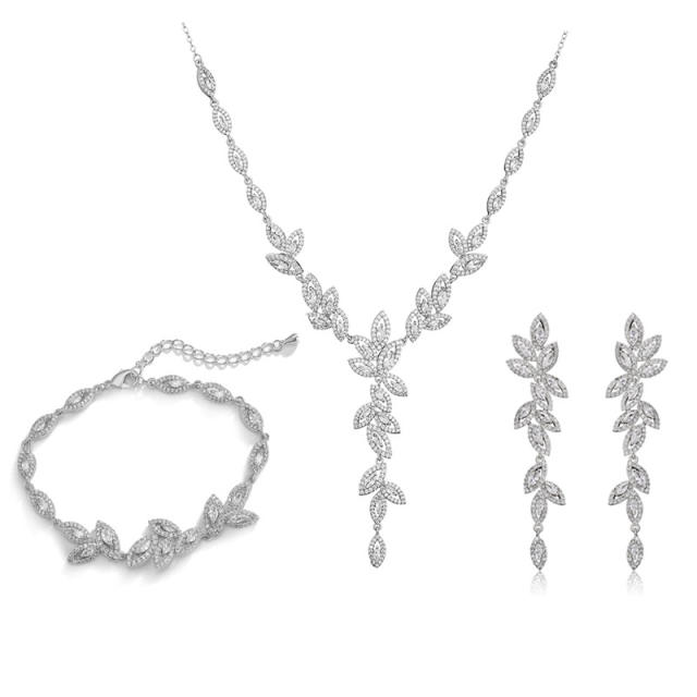 Classic cubic zircon diamond necklace set