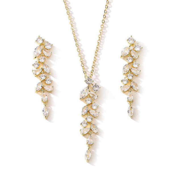 Korean fashion cubic zircon diamond necklace set