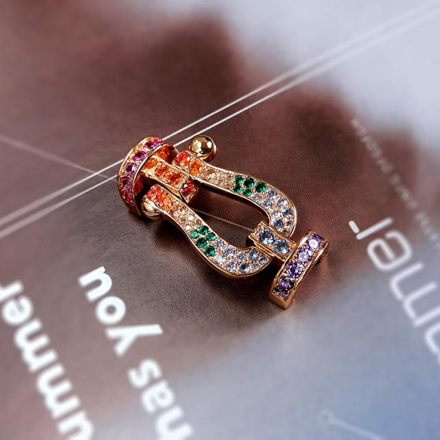 Luxury diamond Horseshoe buckle custom bangle
