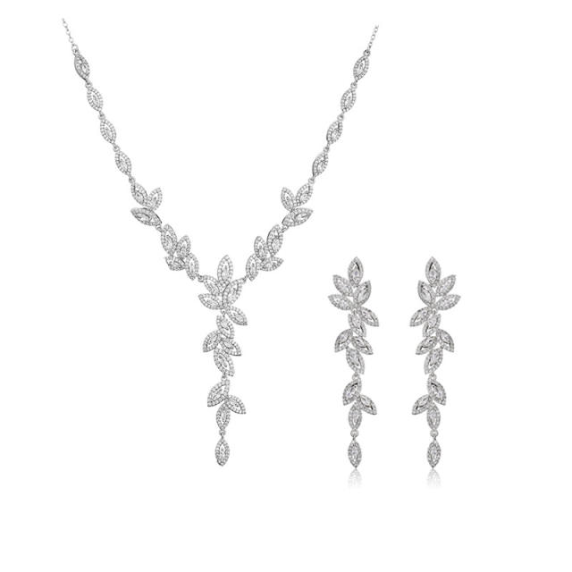 Classic cubic zircon diamond necklace set