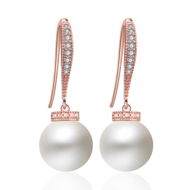 Korean fashion elegant pearl earrings