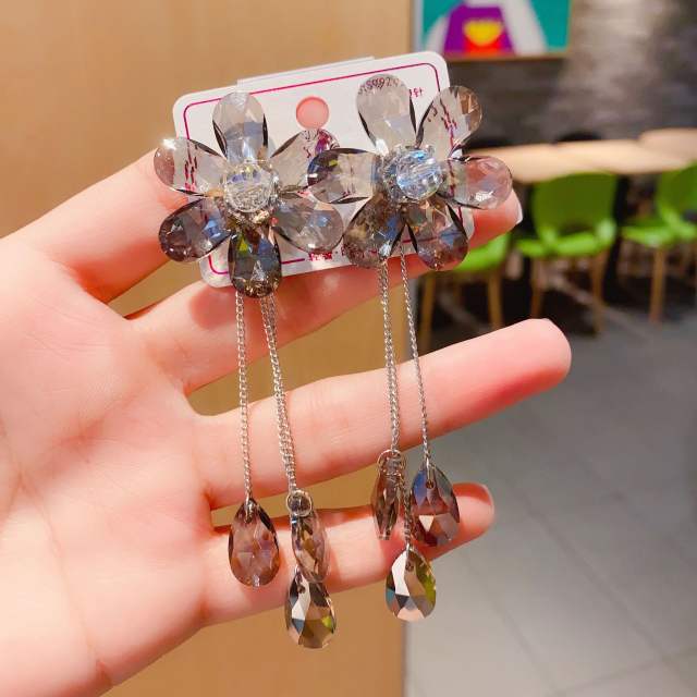 Color crystal flower tassel long earrings