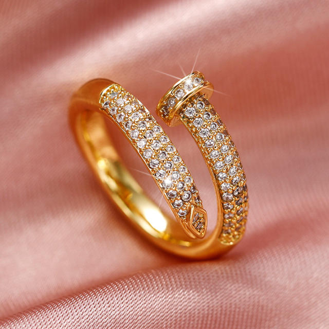 Classic diamond nail copper rings