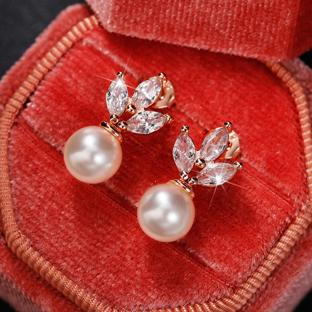 Korean fashion cubic zircon leaf pearl drop earrings