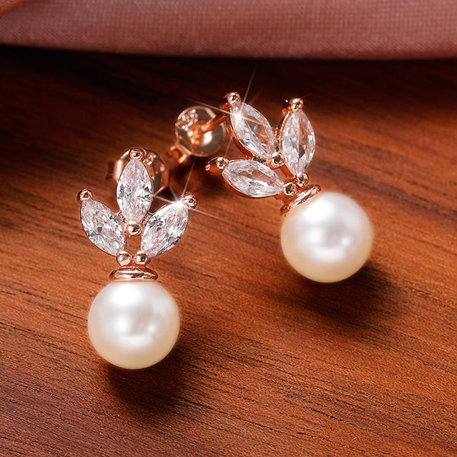 Korean fashion cubic zircon leaf pearl drop earrings