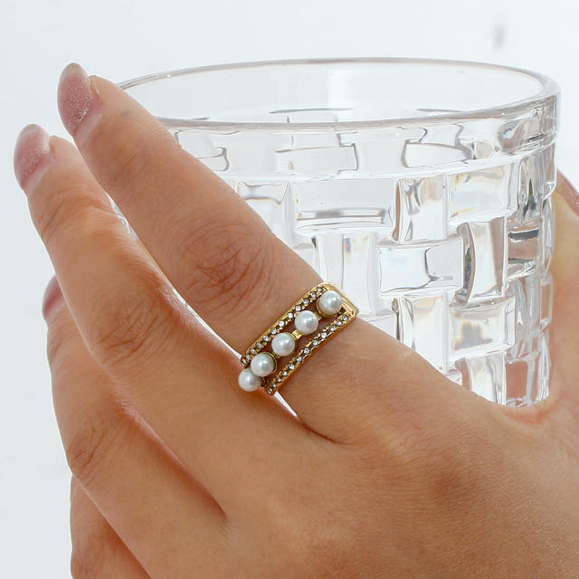 Luxury pearl rhinestone 18KG stainless steel rings