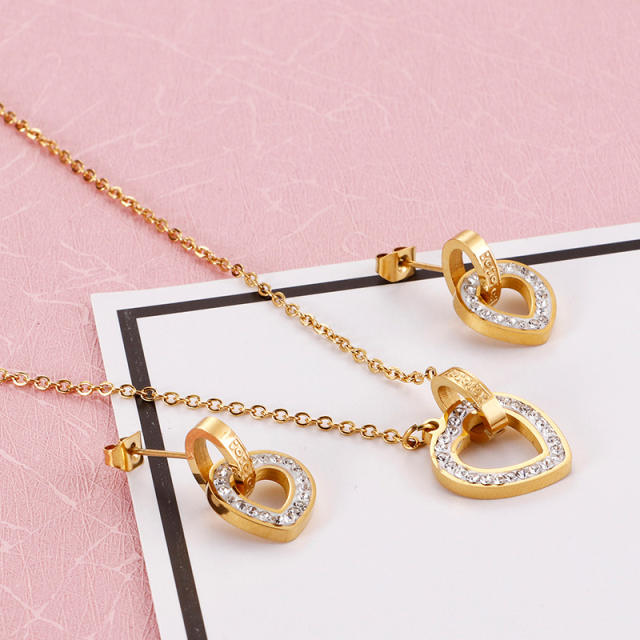 Korean fashion diamond heart stainless steel necklace set