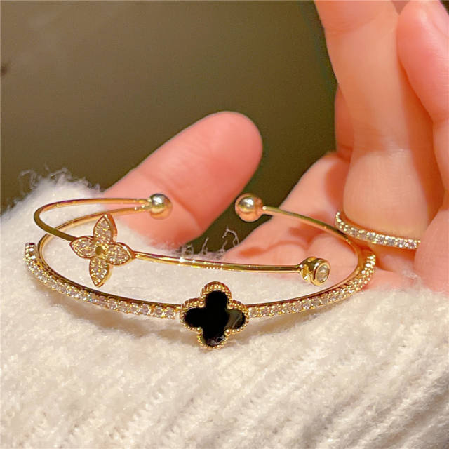 Korean fashion classic black diamond clover gold plated copper bangle