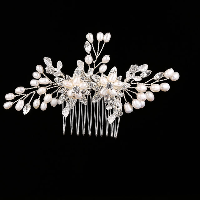 Handmade pearl rhinestone flower wedding hair combs