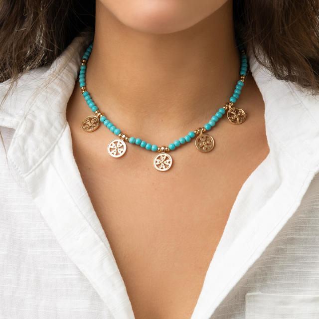 Vintage boho turquoise bead choker necklace