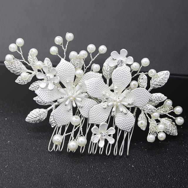 Handmade alloy flower pearl bead wedding hair combs