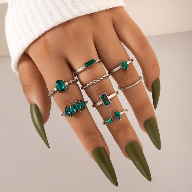 8pcs Green color rhinestone alloy stackable rings