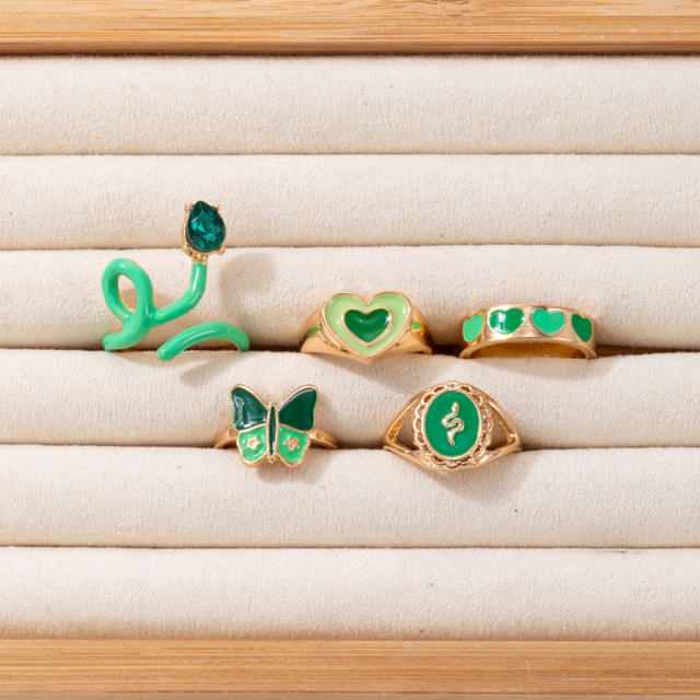 5pcs green color enamel heart stackable rings