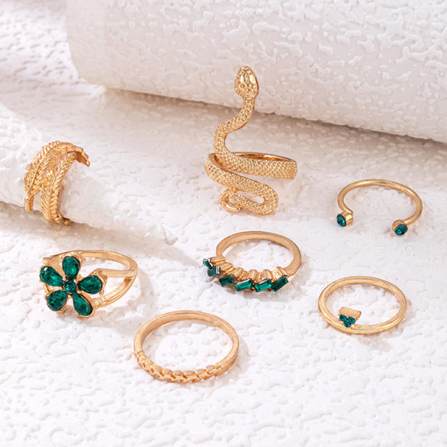 7pcs green rhinestone flower alloy stackable rings