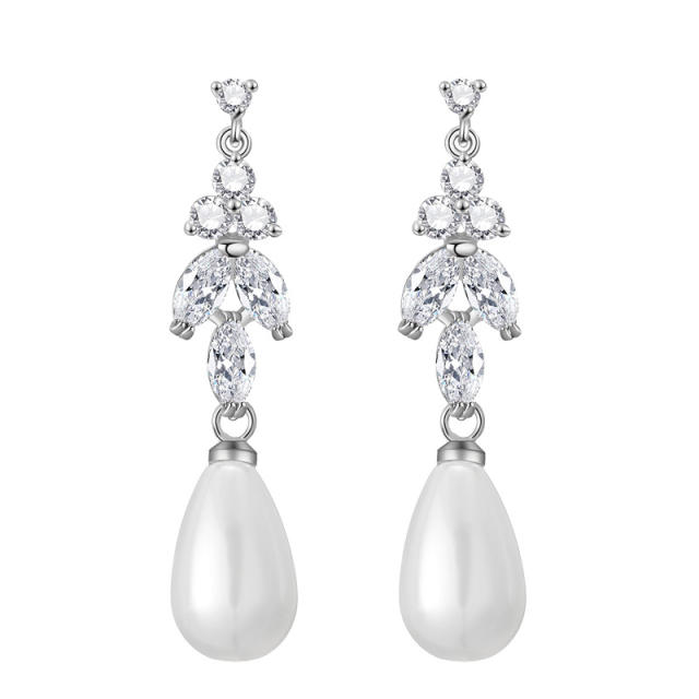 Elegant cubic zircon pearl drop diamond earrings