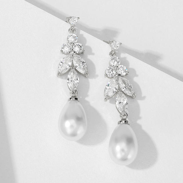 Elegant cubic zircon pearl drop diamond earrings