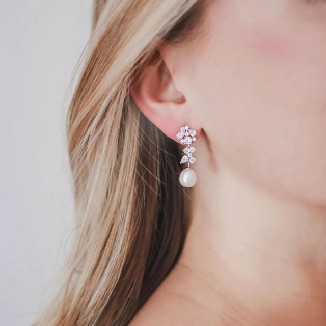 Elegant cubic zircon copper pearl earrings