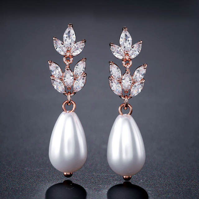 Occident fashion cubic zircon pearl drop diamond earrings