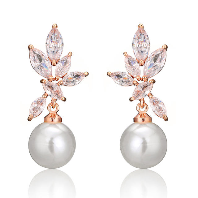 Elegant cubic zircon pearl diamond earrings