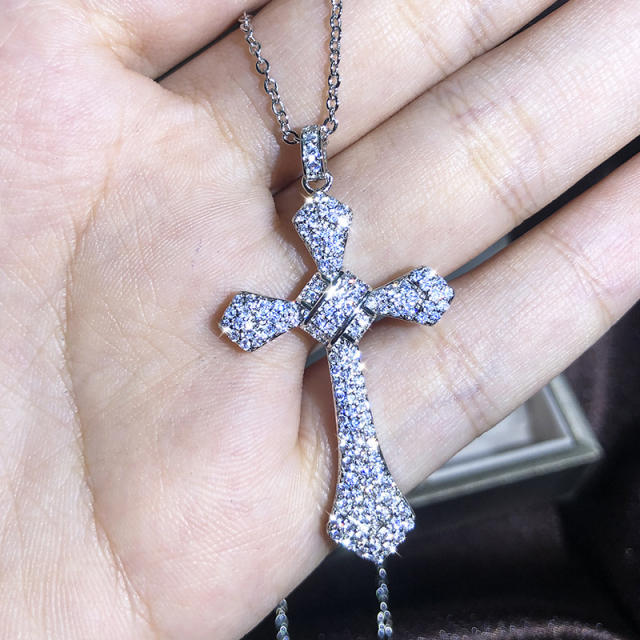 Luxury diamond cross necklace