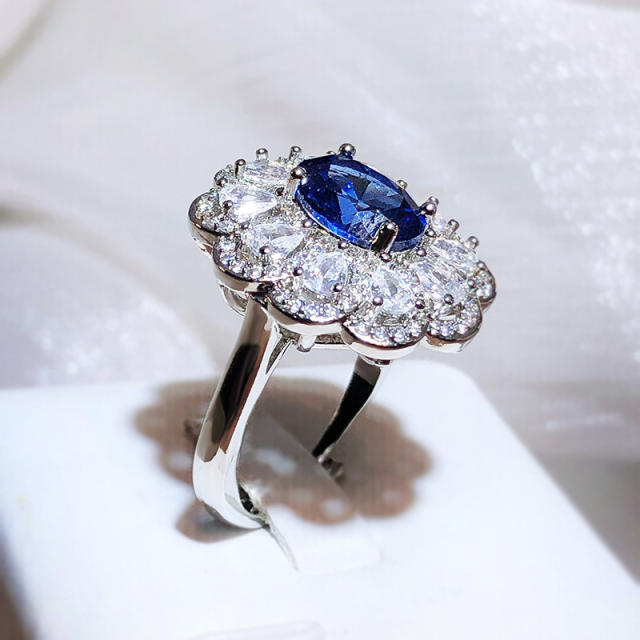 Luxury sapphire oval cut cubic zircon diamond flower rings