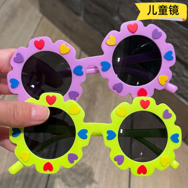 Sweet flower design sunglasses for kids