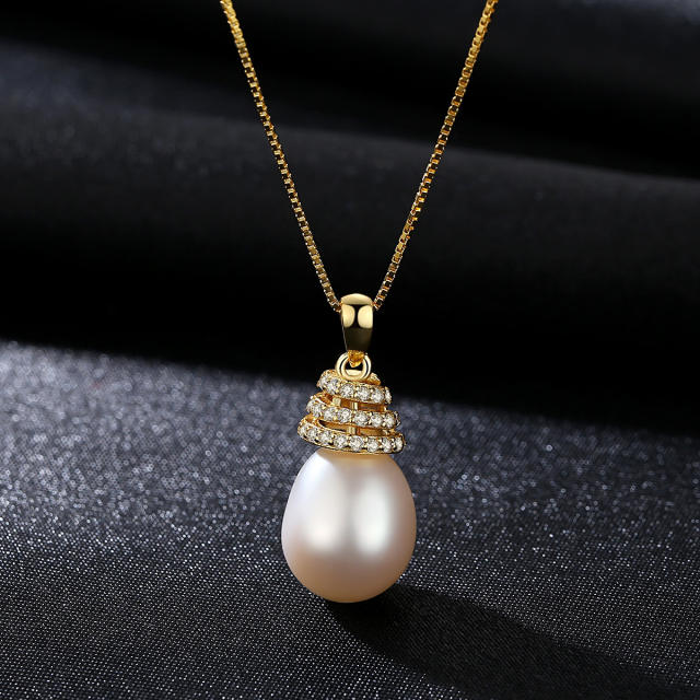 Sterling silver baroque pearl necklace