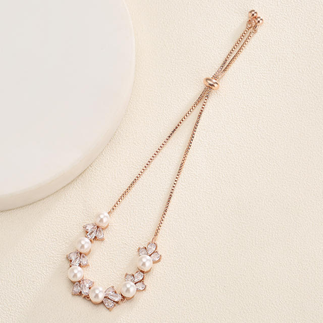 Korean fashion elegant cubic zircon pearl flower copper slide bracelet