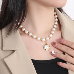 French trend pearl bead stainless steel round pendant necklace