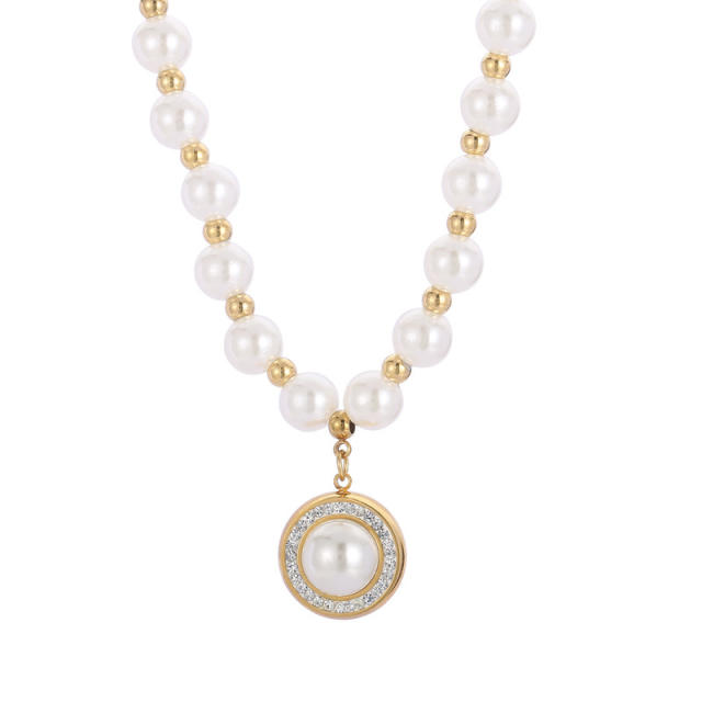 French trend pearl bead stainless steel round pendant necklace