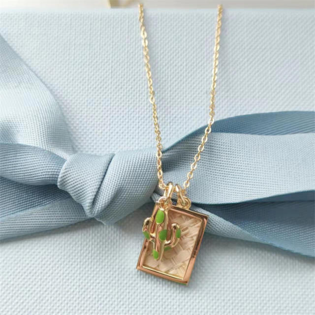 White enamel flower design copper necklace earrings