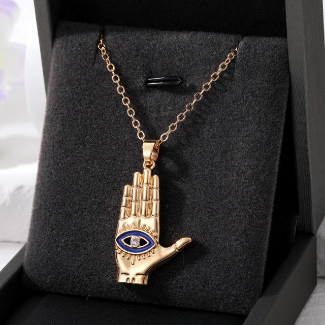 Alloy evil eye pendant necklace