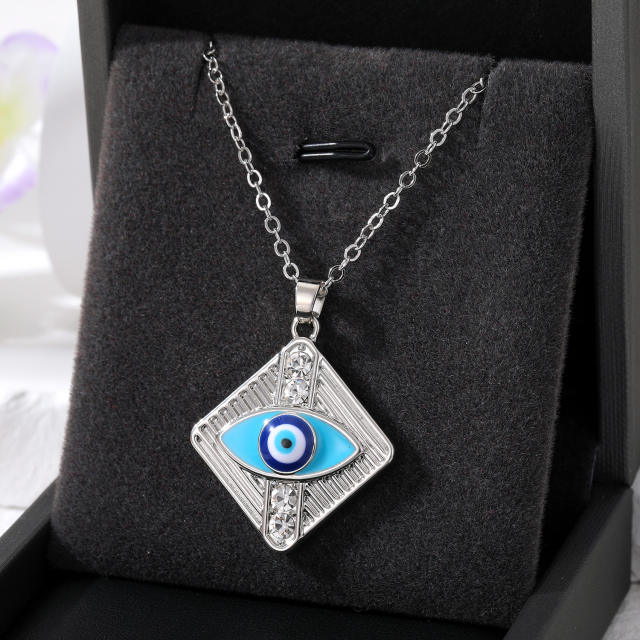 Vintage light blue evil eye alloy pendant necklace