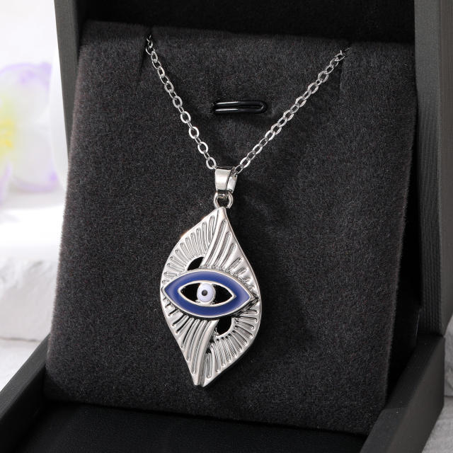 Alloy evil eye pendant necklace