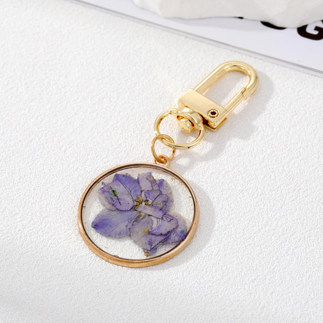 Spring dry flower resin keychain