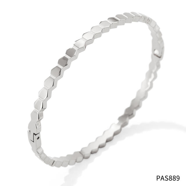 Simple design stainless steel bangle